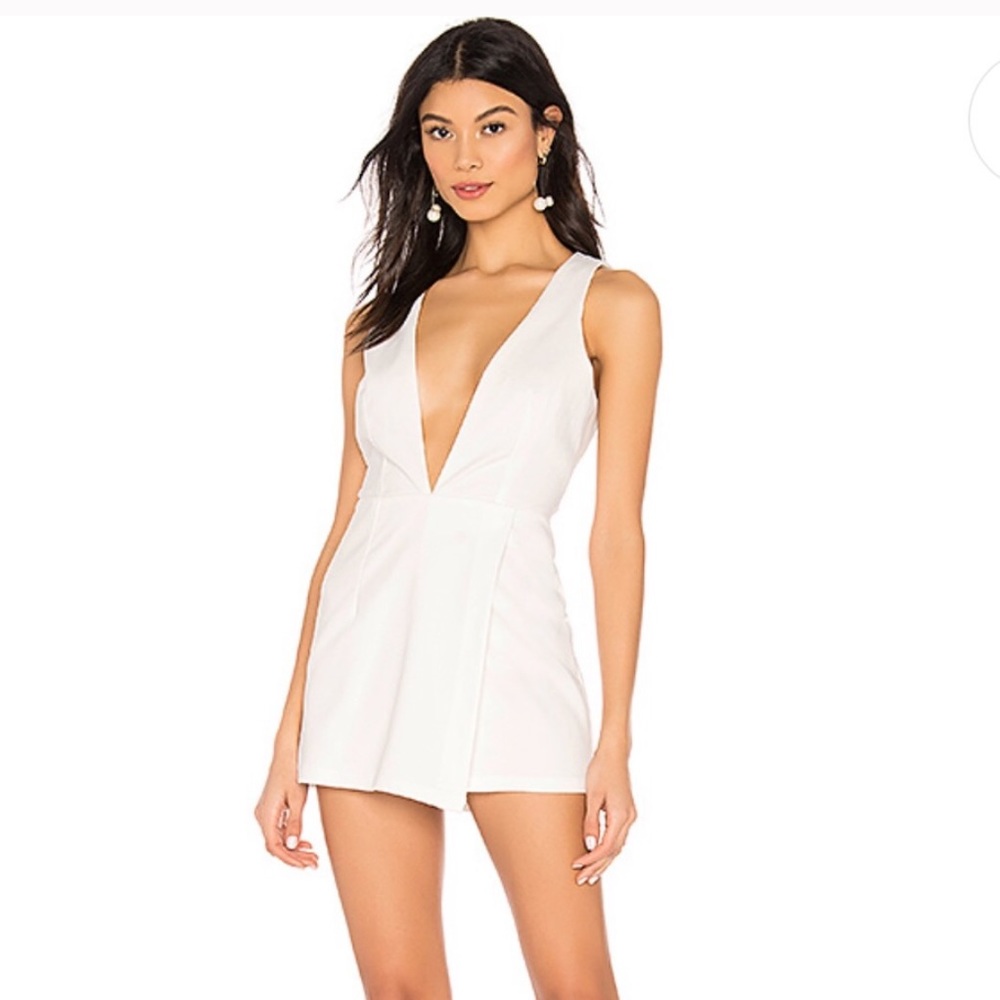 NWT Superdown Deep V Romper